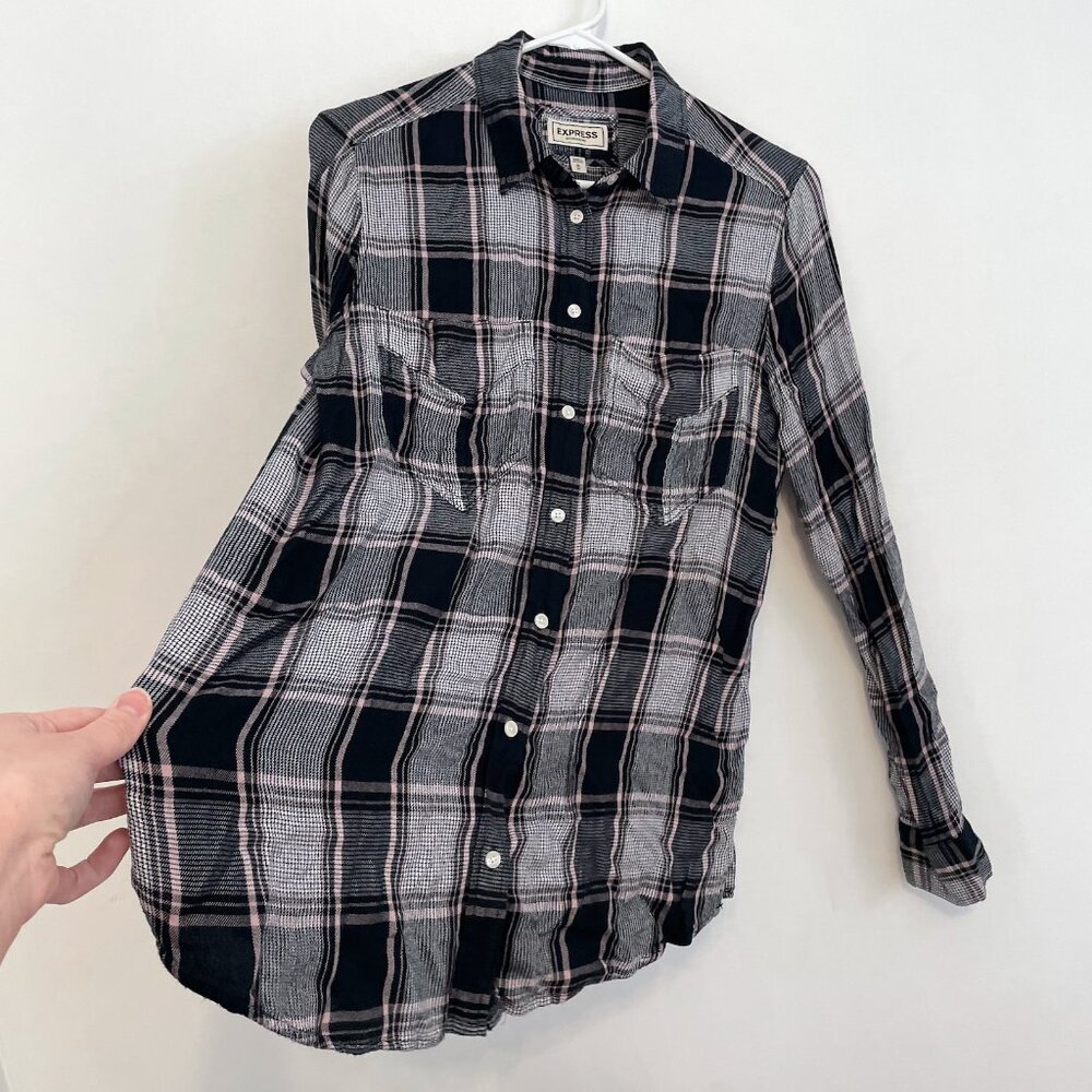 EXPRESS Patch Pocket Plaid Boyfriend Shirt Black White Flannel Button Down Tunic - Picture 10 of 16